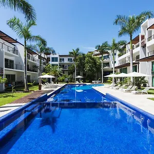 Apartment Luxurious & In Playa Steps From The Playa del Carmen